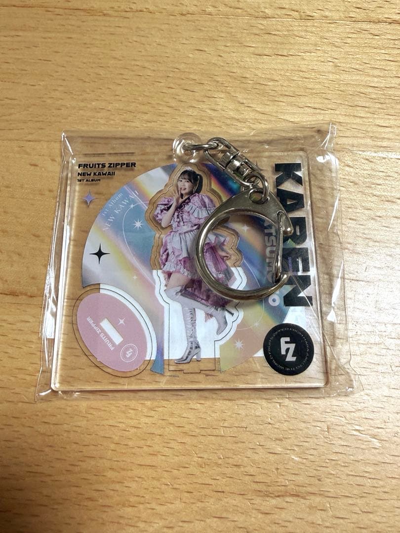 松本かれん キーホルダー - メルカリ