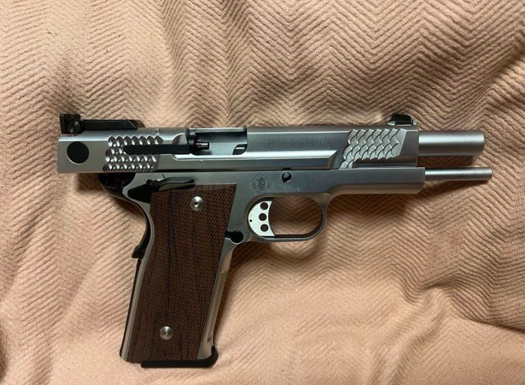 KSC S&WパフォーマンスセンターM945 ガスブローバック　ガスガン