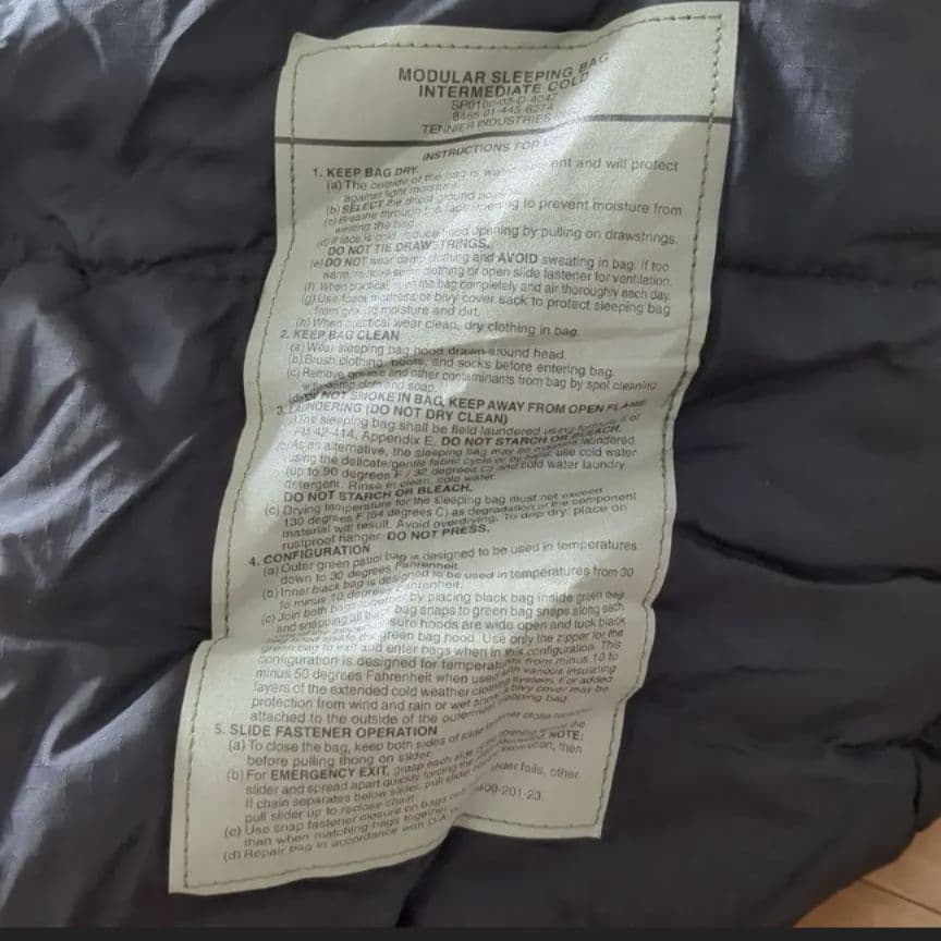 米軍実物 寝袋 シュラフ スリーピングバッグ ゴアテックスカバー 収納