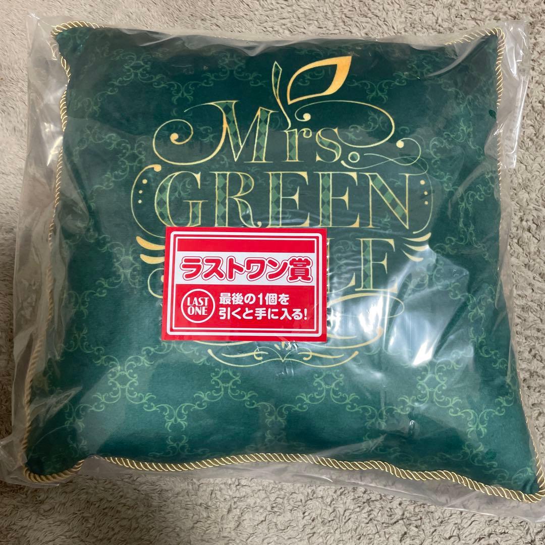 一番くじ【Mrs.GREEN APPLE】ラストワン賞クッション