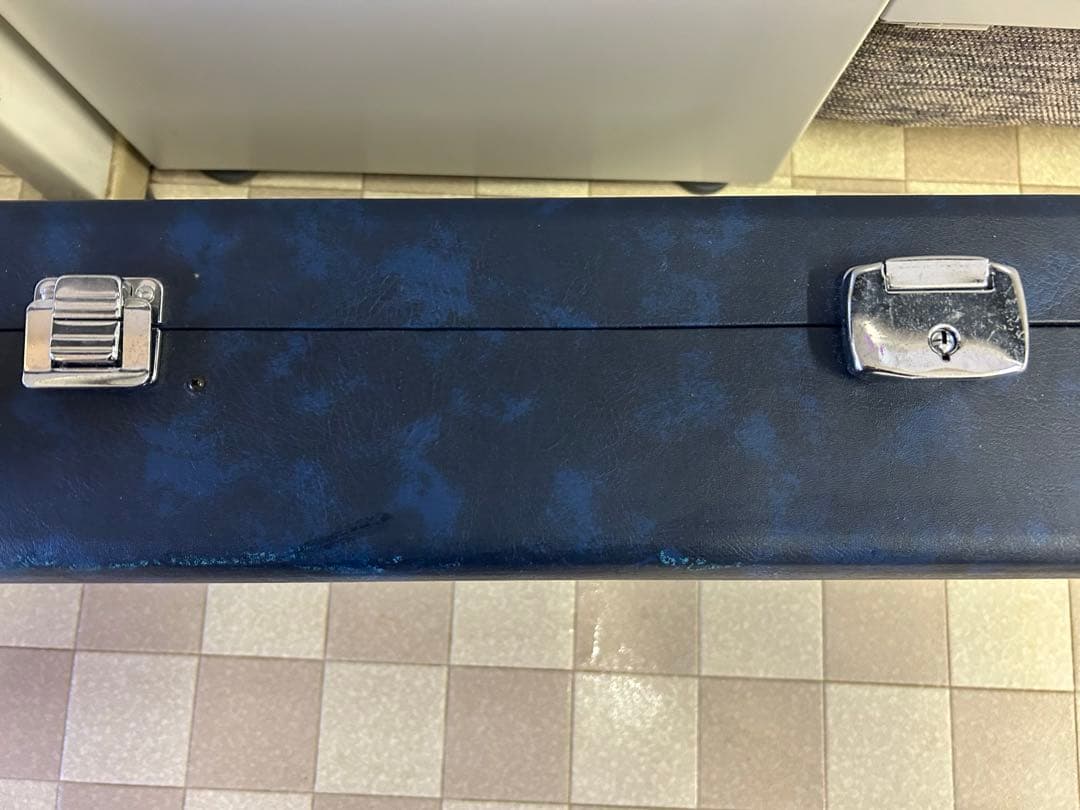 三味線　中棹　ハードケース付き