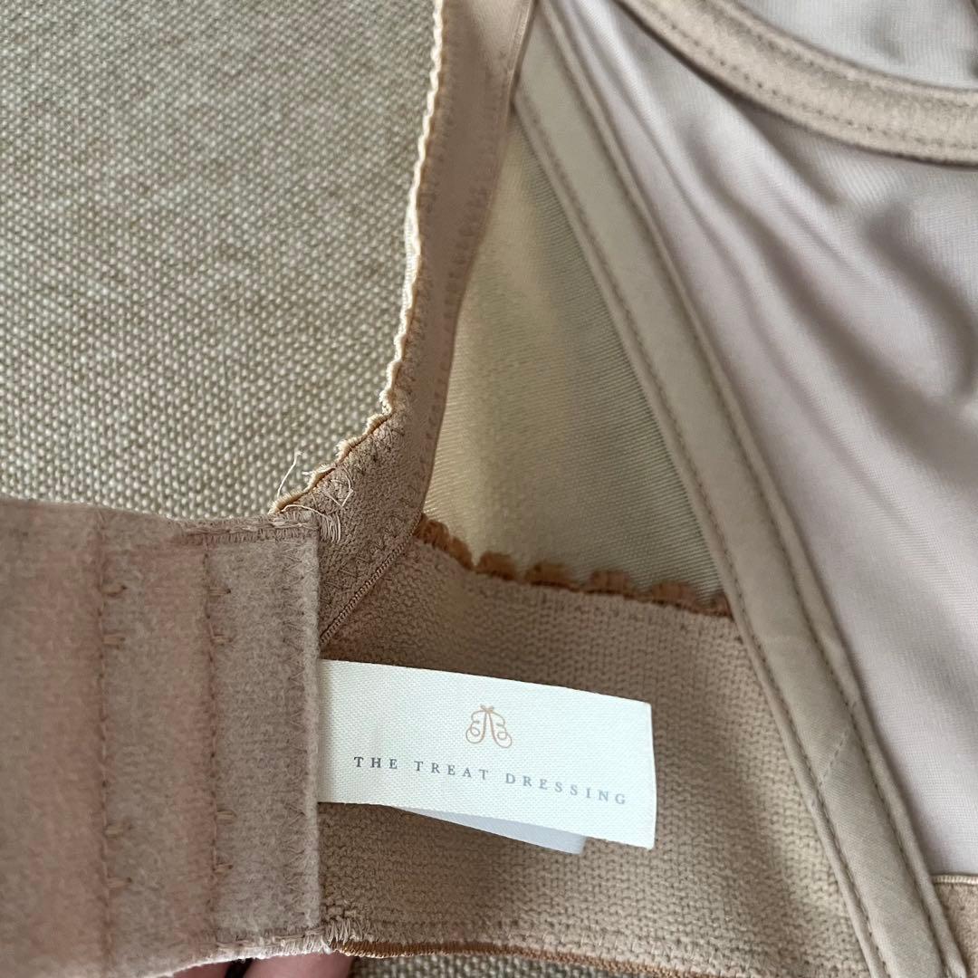 トリートドレッシング ブライダルインナー　ビスチェ.ガードルセット