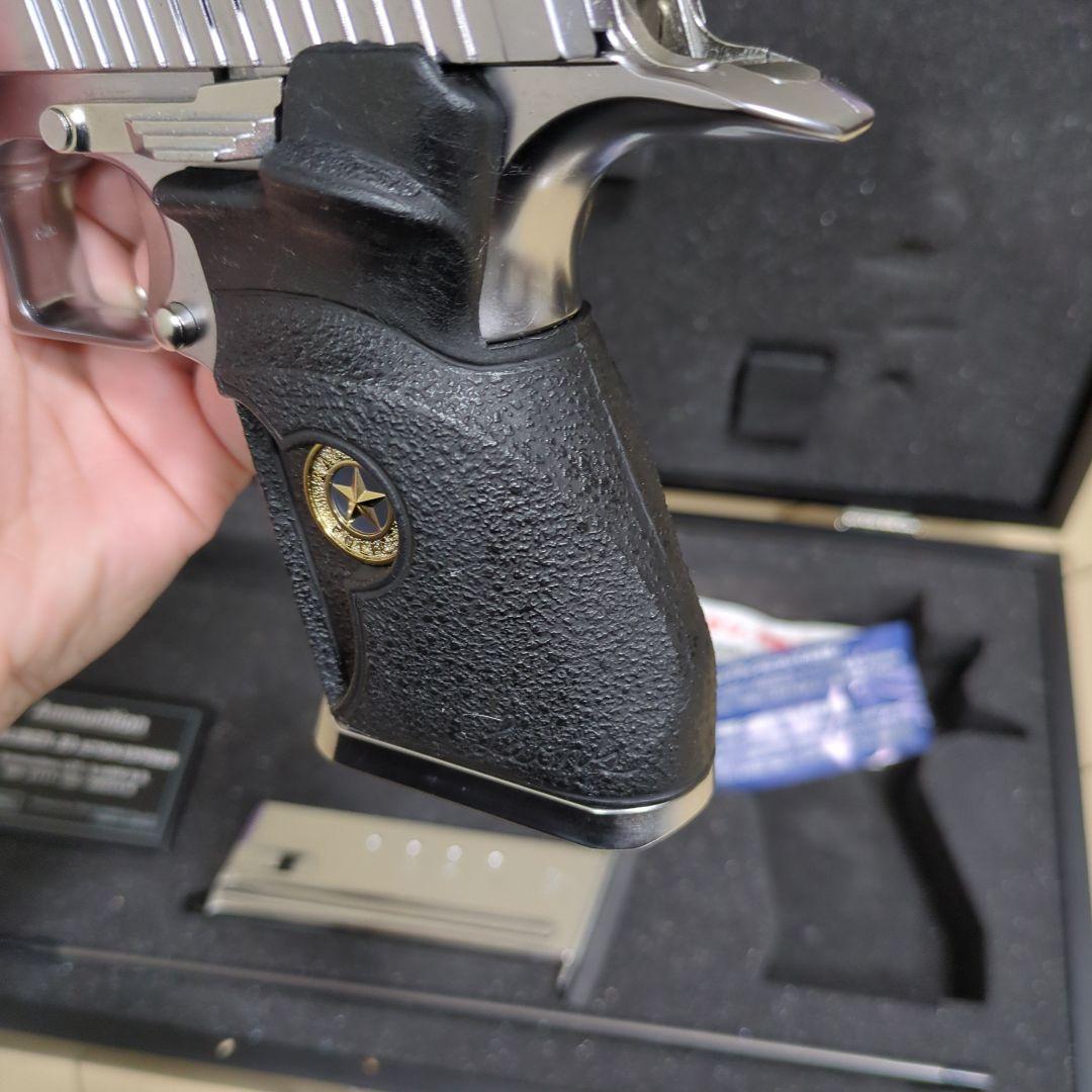 デザートイーグル 50AE レオンカスタム バイオハザード