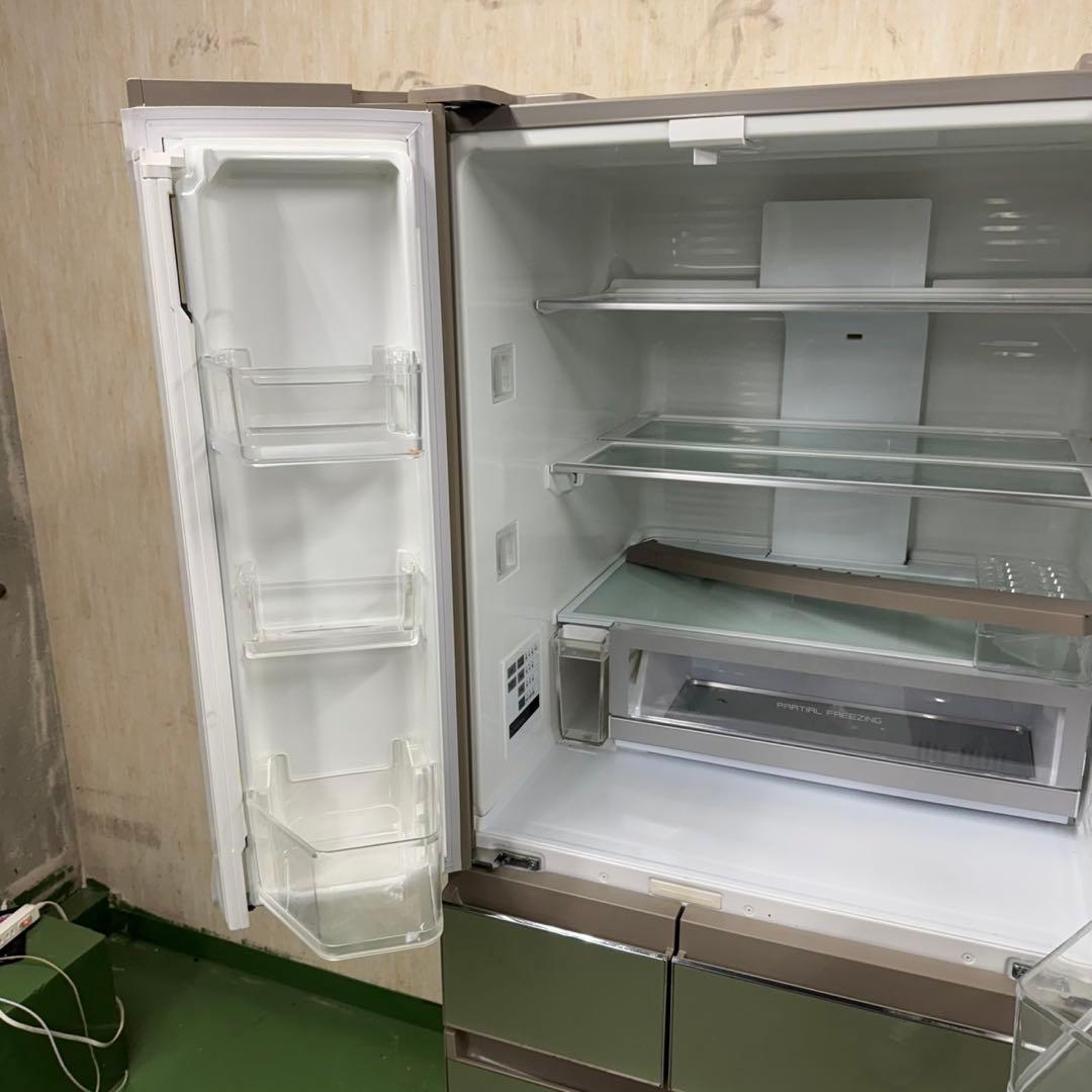 60★2019年製★パナソニック　冷蔵庫　6ドア　大型　自動製氷付き　ガラス扉