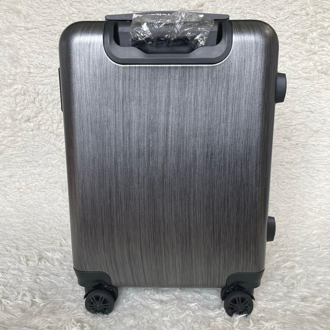 ✨新品・未使用✨ ポルシェ 軽量オリジナル TSAロック スーツケース