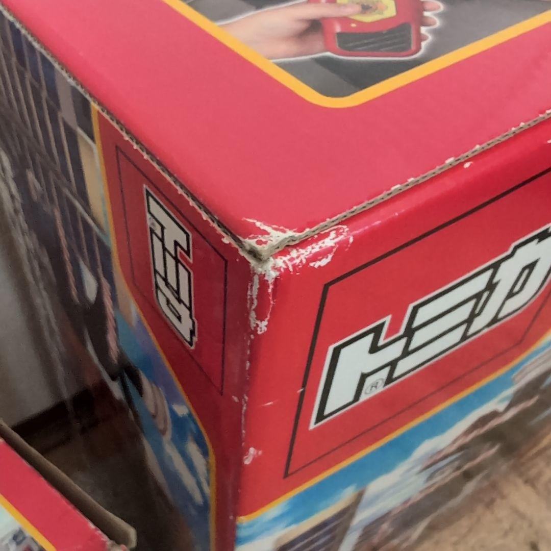 トミカ 変形ファイヤーステーション & ビックファイヤーエンジン セット