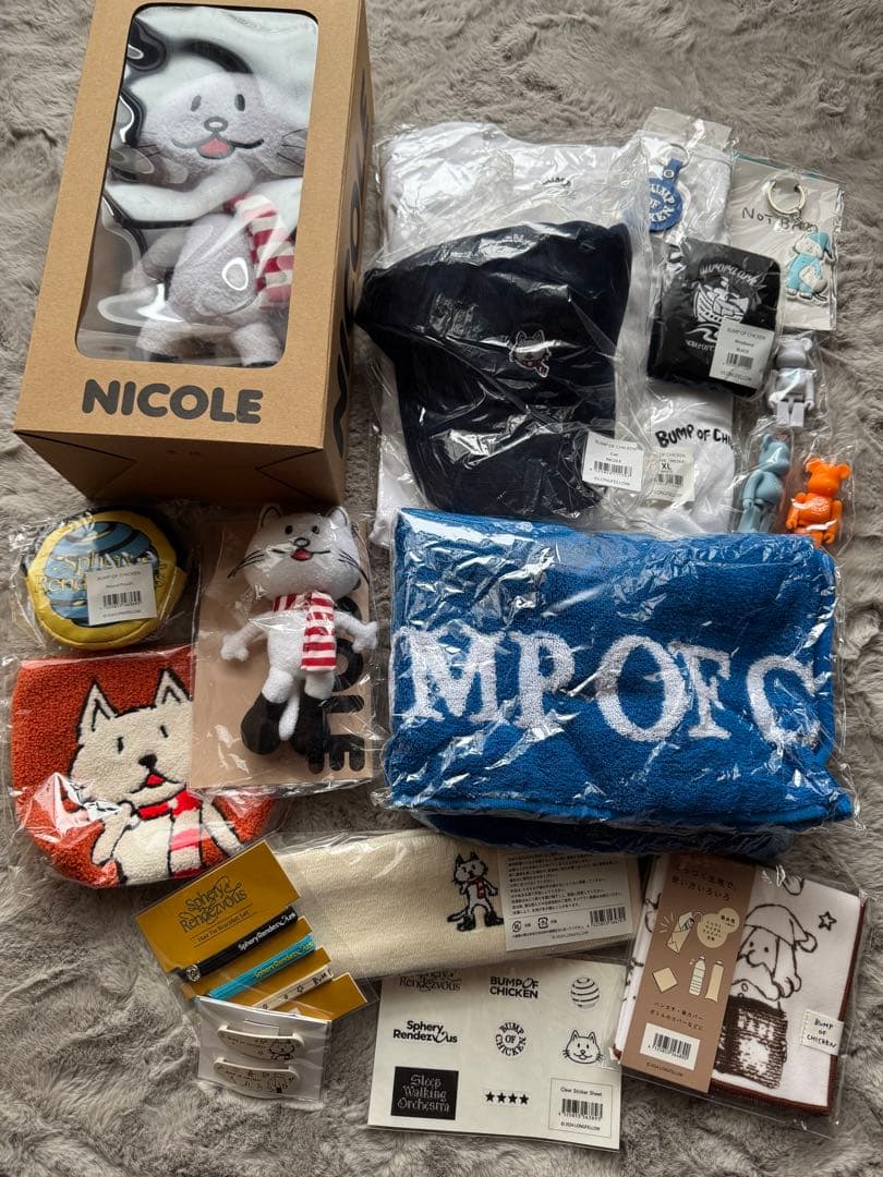 【新品】BUMP OF CHICKEN バンプ グッズまとめ売り　ニコル多数 新品】BUMP OF CHICKEN バンプ グッズまとめ売り ニコル多数 BUMP OF