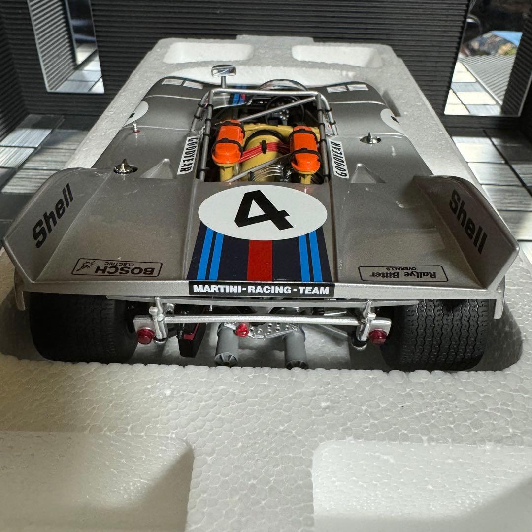 未展示品 オートアート 1/18 ポルシェ908 / 03