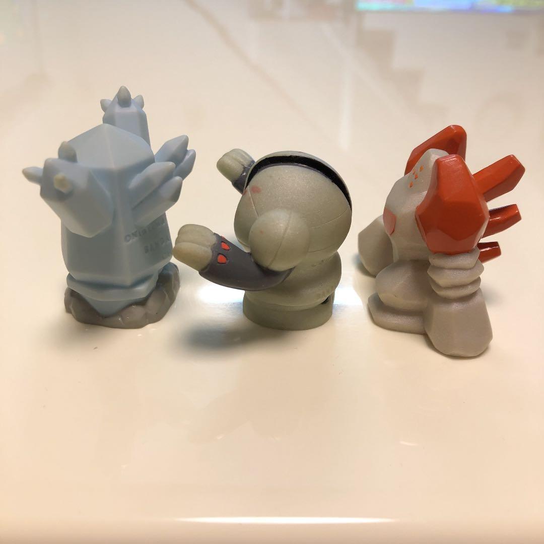 ポケモンフィギュア指人形☆レジ系3体セット☆レジアイス☆レジロック