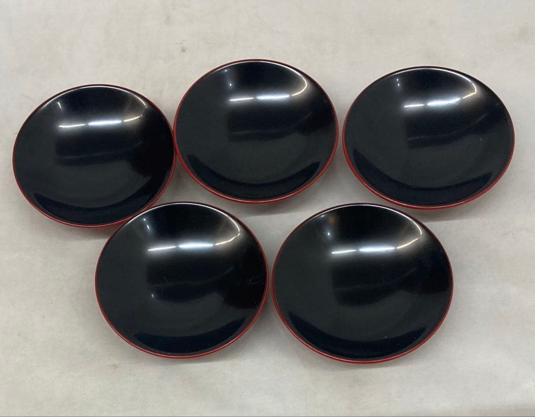 B471b「黒網目 朱箸洗 5個」箱書は表書のみ　木地　外朱漆塗　内黒漆塗