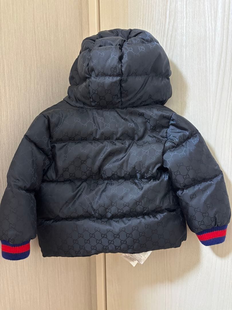 GUCCI ダウンジャケット　12/18m