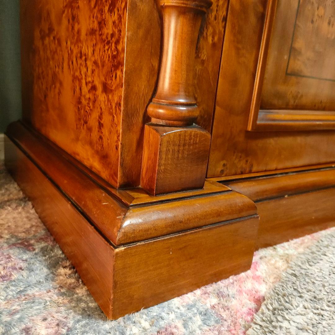 ヴィンテージ 希少バールウッド】イタリア製クラシックキャビネット 鍵付き