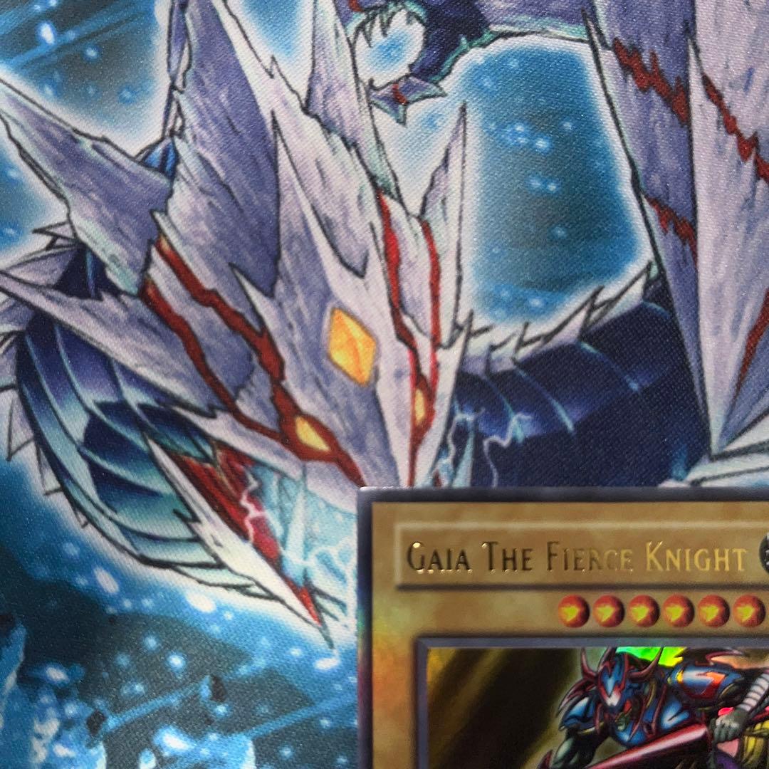 遊戯王　旧亜版アジア版　暗黒騎士ガイア　ウルトラレア　　LOB-006