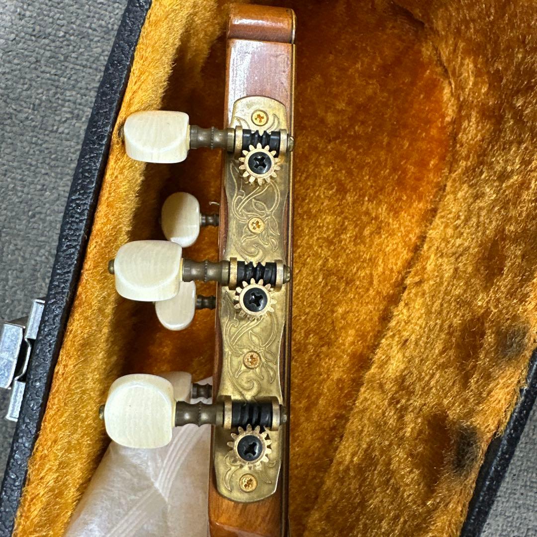 1976年松岡良治M50クラシックギター（改） - メルカリ