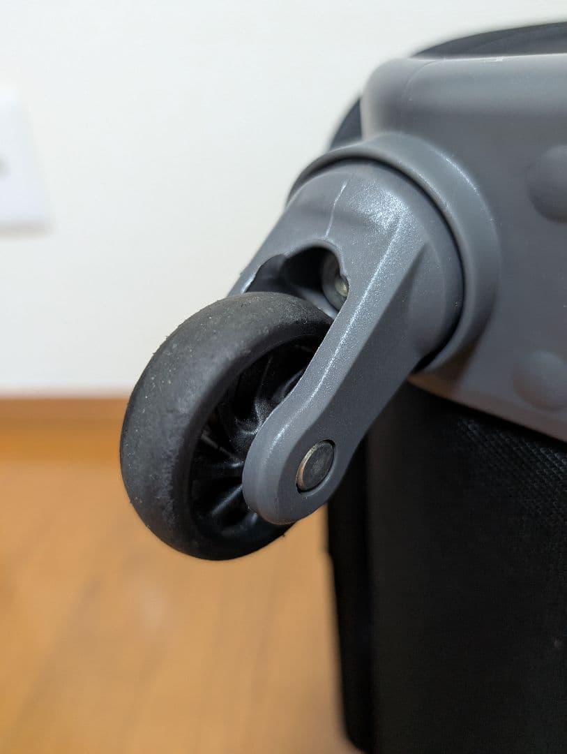 Ace Tokyo スーツケース 31L 2.3kg ロックペイントSS