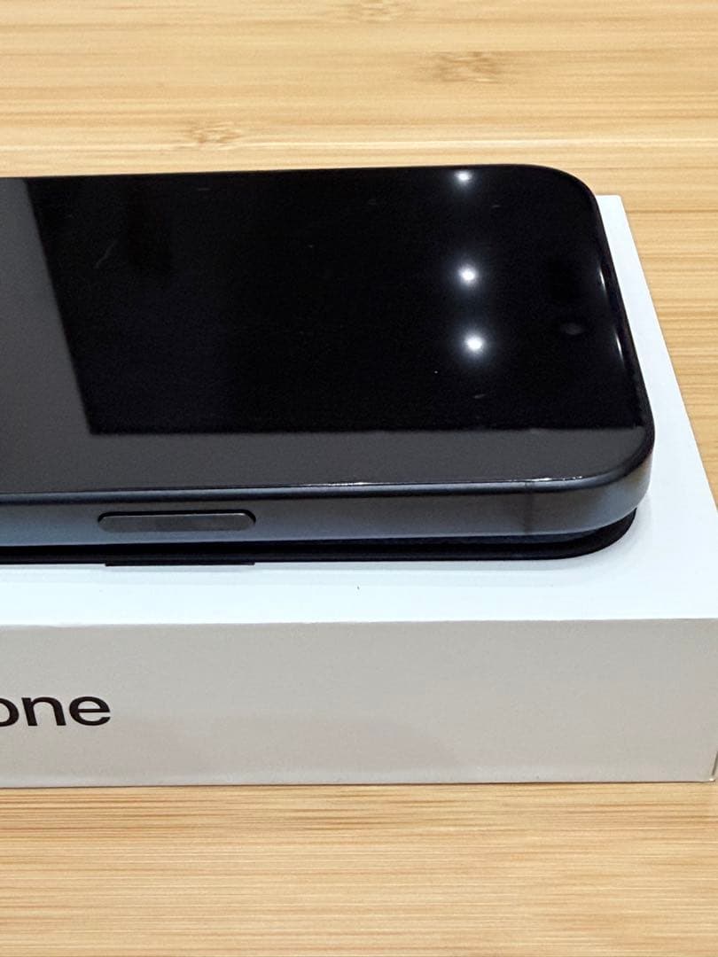 iPhone 15 ProMax ブルーチタニウム　512GB 中古