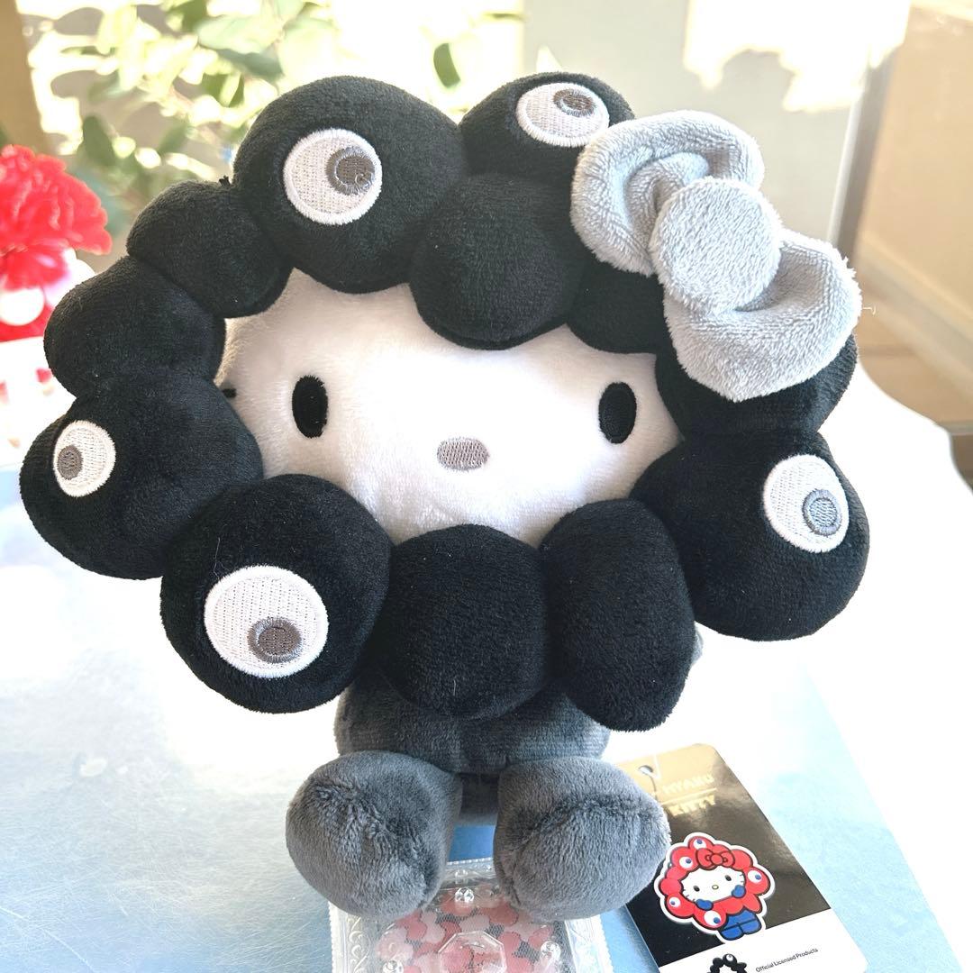 サンリオミャクミャクなりきりぬいぐるみ(M)ブラック（ハローキティ）