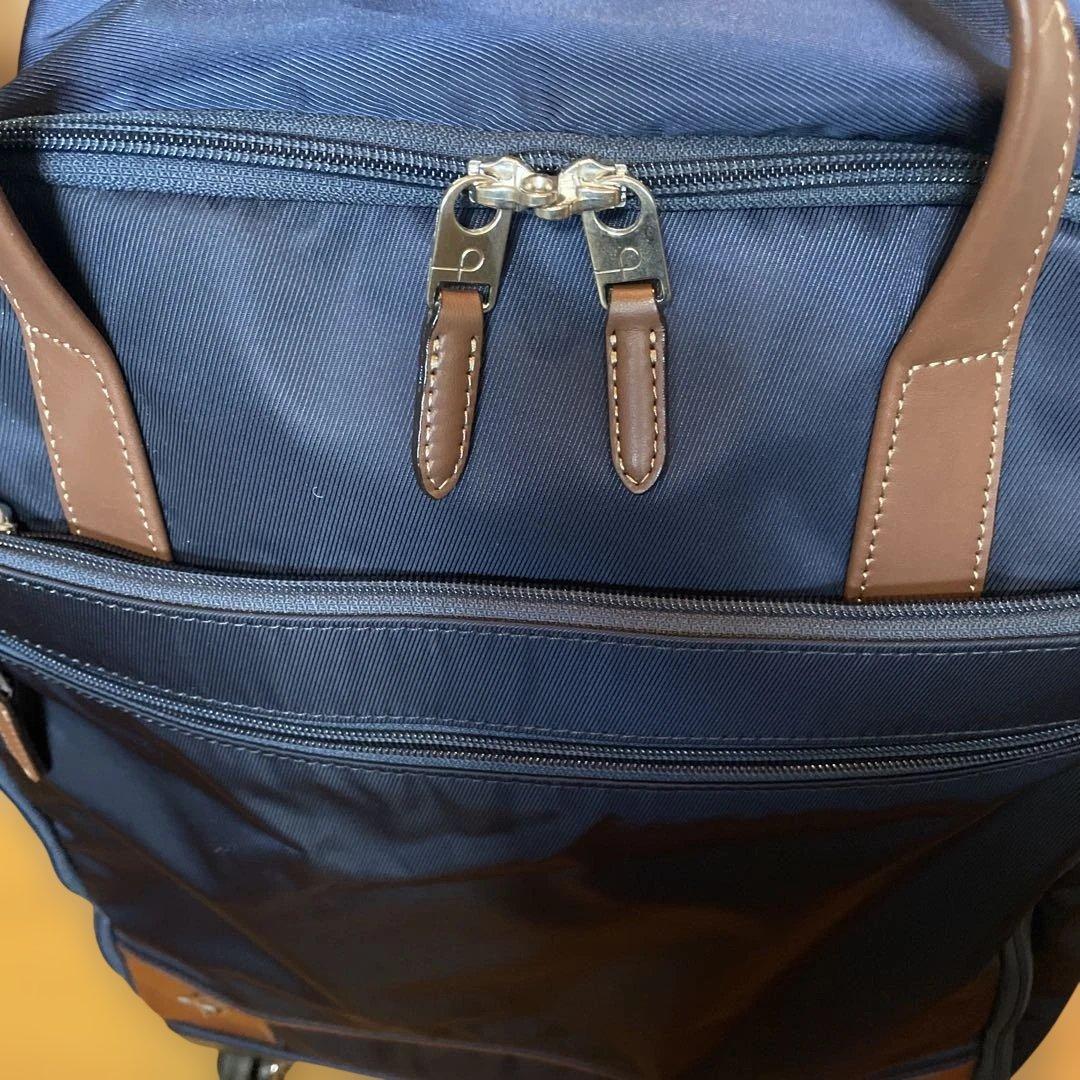 12月16日本日限定お値下げ　PROTECA ネイビー ビジネスバッグ