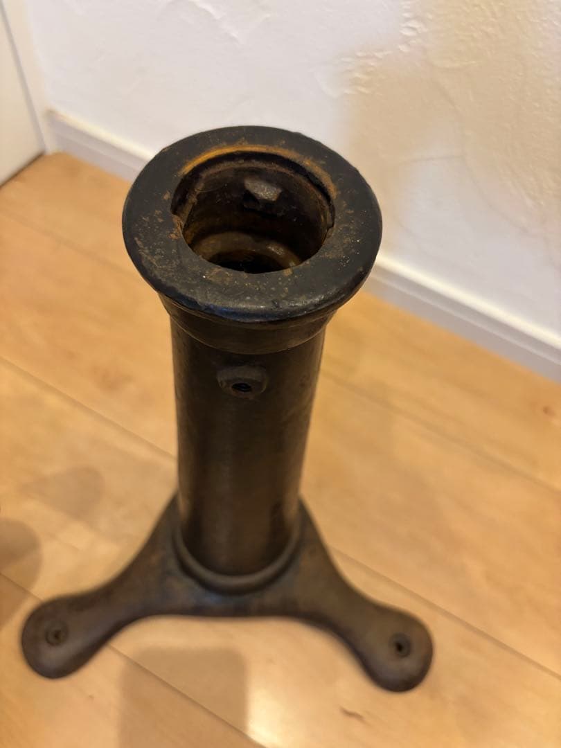 No.7】LON風 昇降式 アンティークスツール 鋳鉄脚 無垢天板 極美品