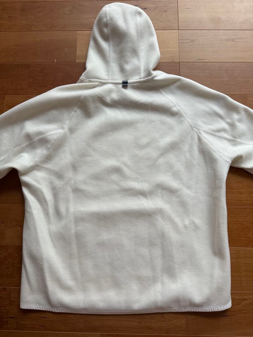 BRIEFING フード付きトレーナー