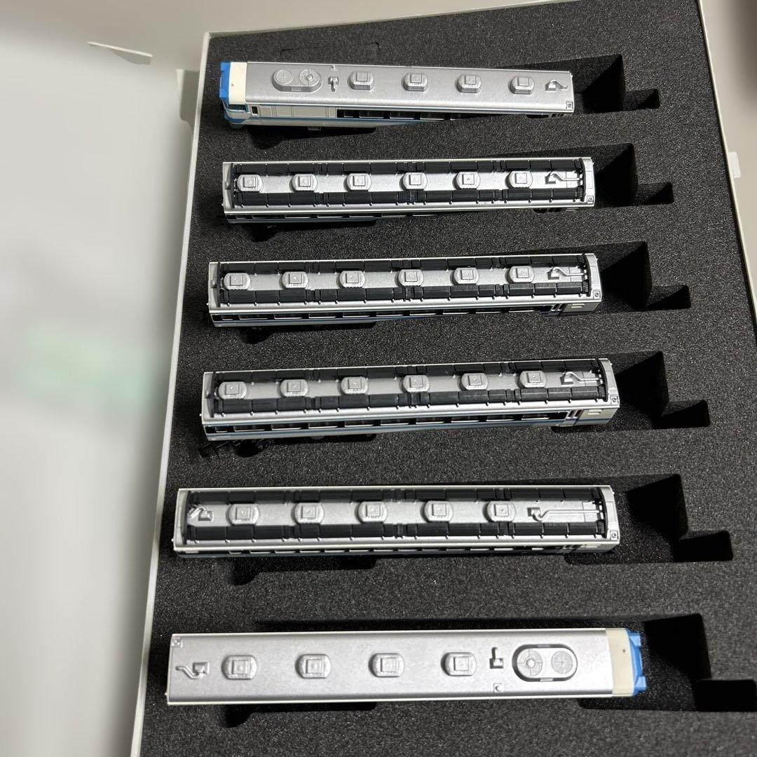 92606 トミックス　181系ディ−ゼルカ− 四国カラ−