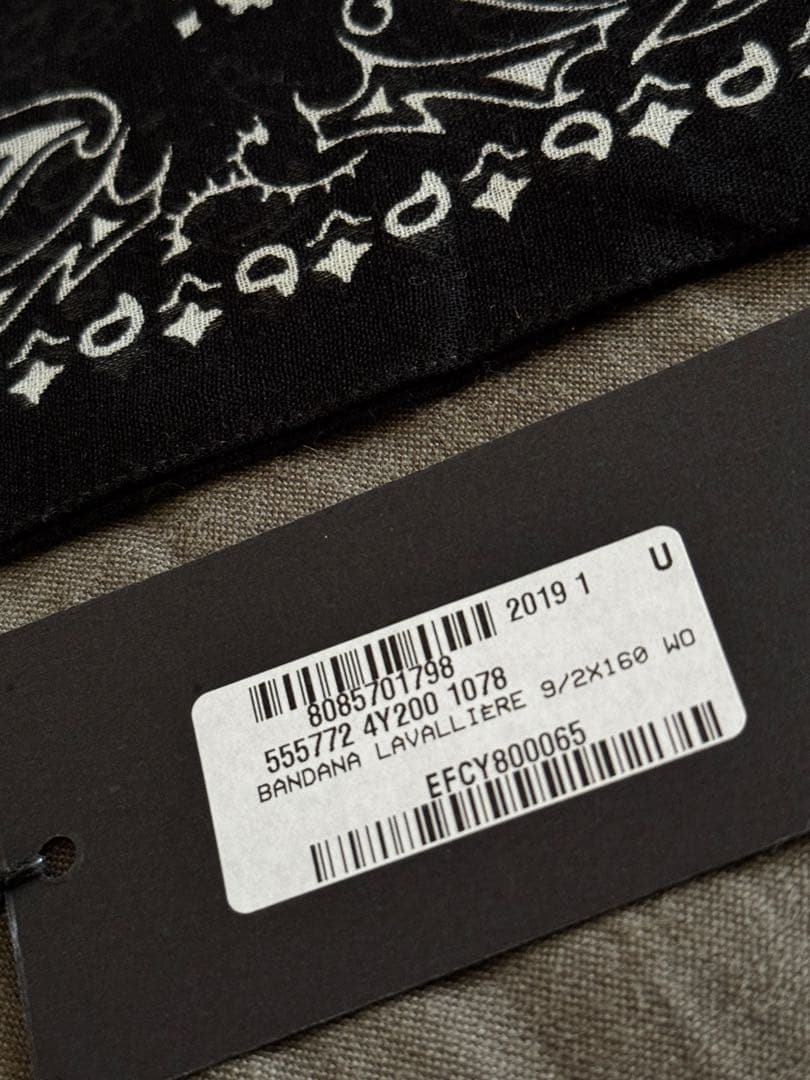 正規品本物 SAINT LAURENT サンローラン バンダナ スカーフ 黒
