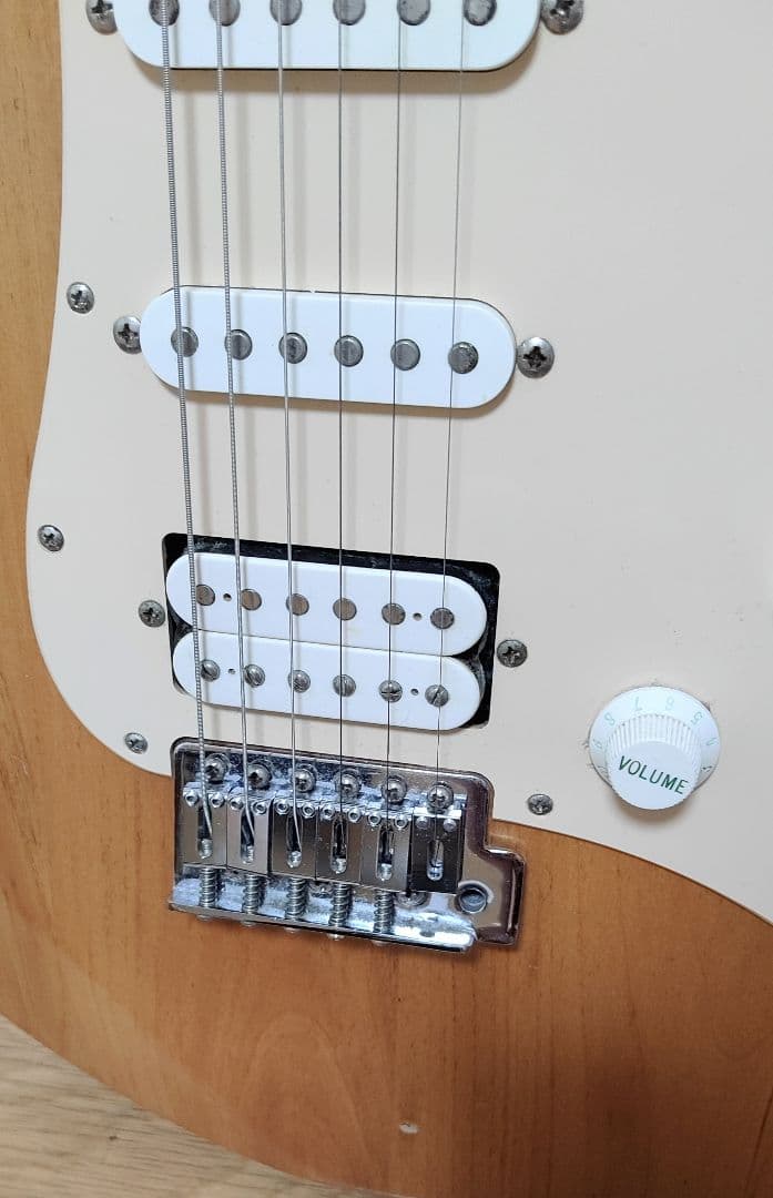 最終値下げ エレキギター パシフィカ ギターケース　ミュージックランドKEY