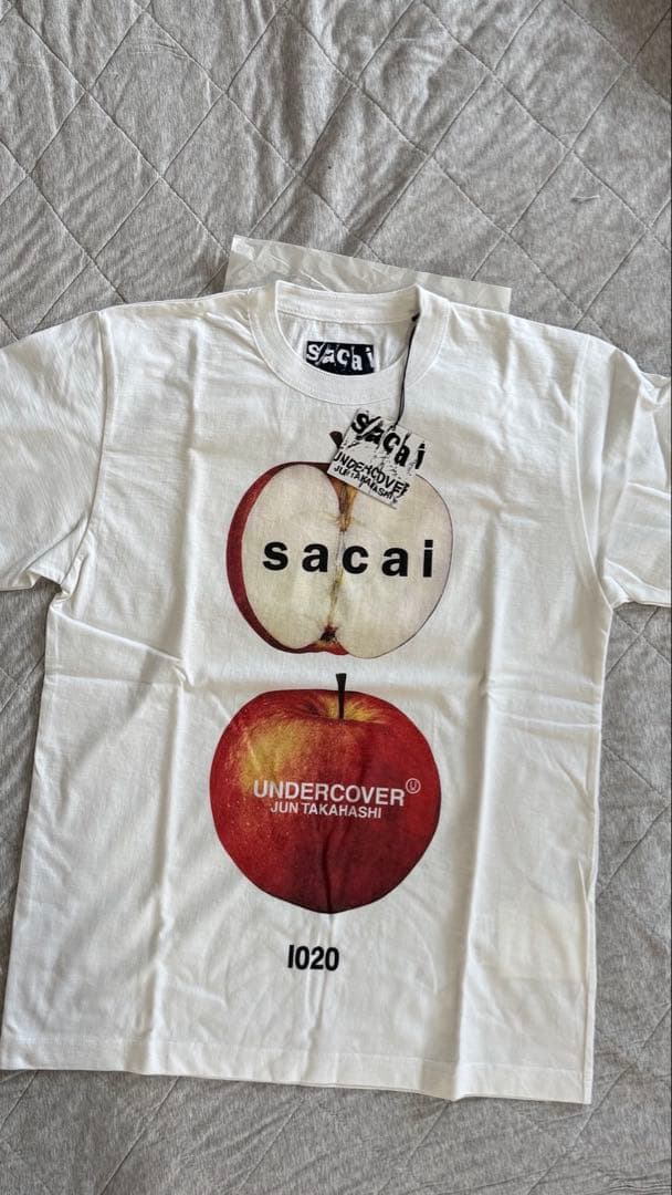 sacai ×UNDERCOVER 限定コラボAPPLE Tシャツ