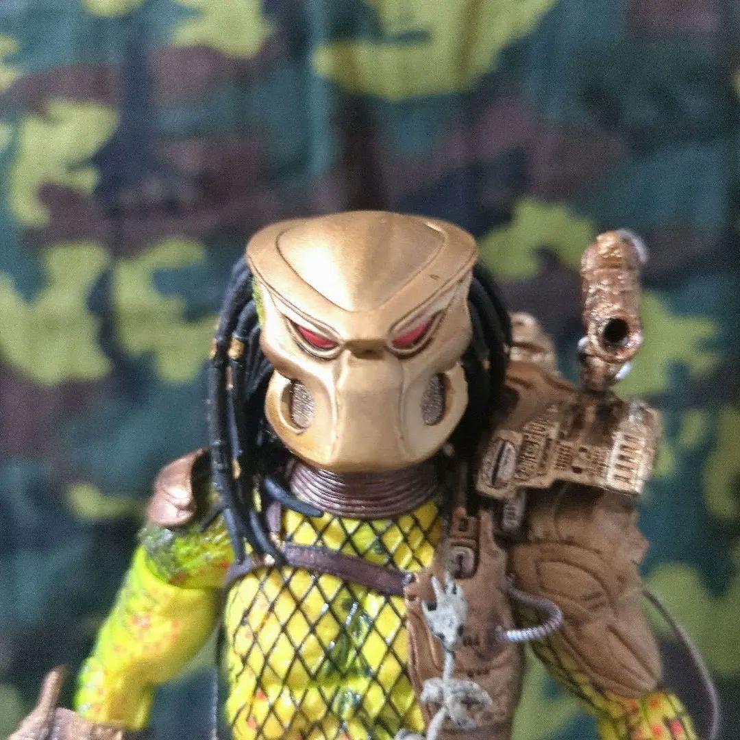 NECA／エルダーゴールデンエンジェル• プレデター【中古開封品】♦品薄商品