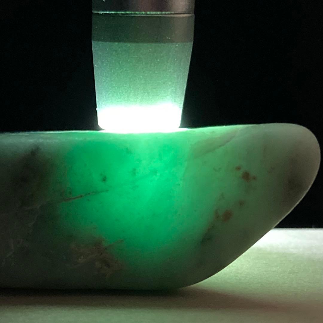 糸魚川翡翠 金山谷 翡翠 翠×黒 翡翠輝石 原石 52.9g - メルカリ