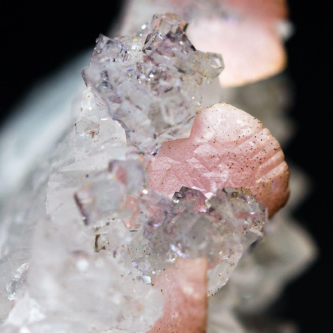 中国 ロードクロサイト フローライト 天然石 原石 鉱物標本 鉱石 蛍石