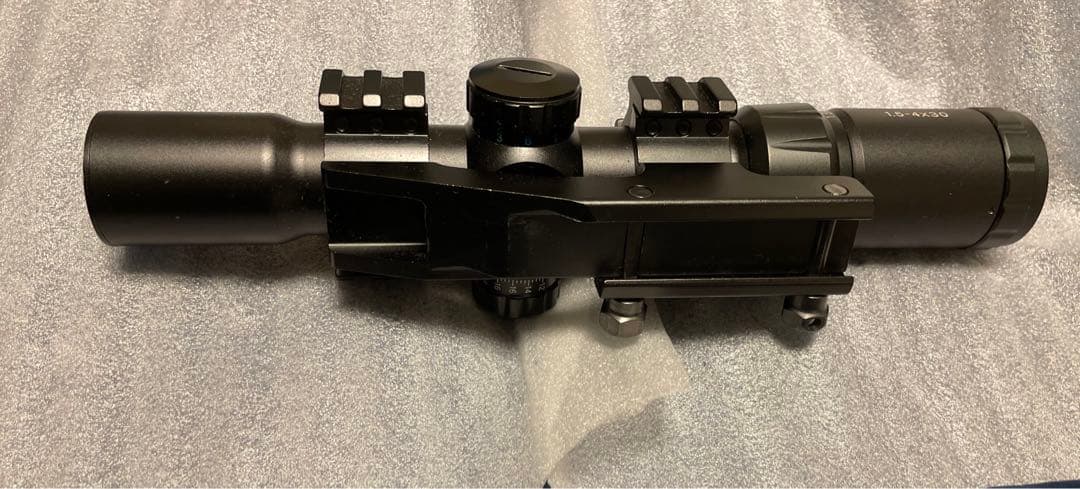 【値下げしました】1.5-4×30 スコープ