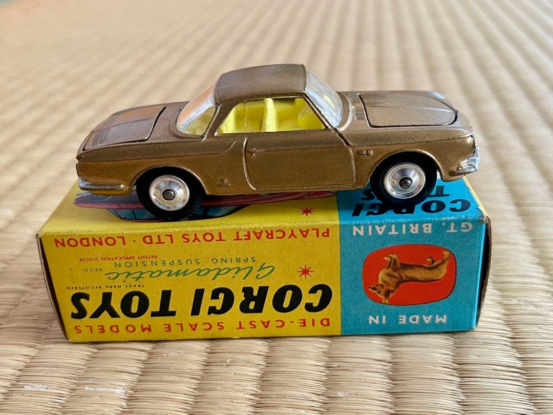 ミニカー Corgi Toys Volkswagen 1500 Karmann Ghia