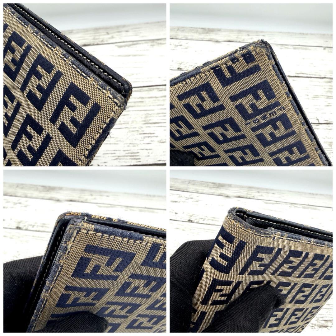 FENDI フェンディ 折財布 ズッカ柄 二つ折り財布