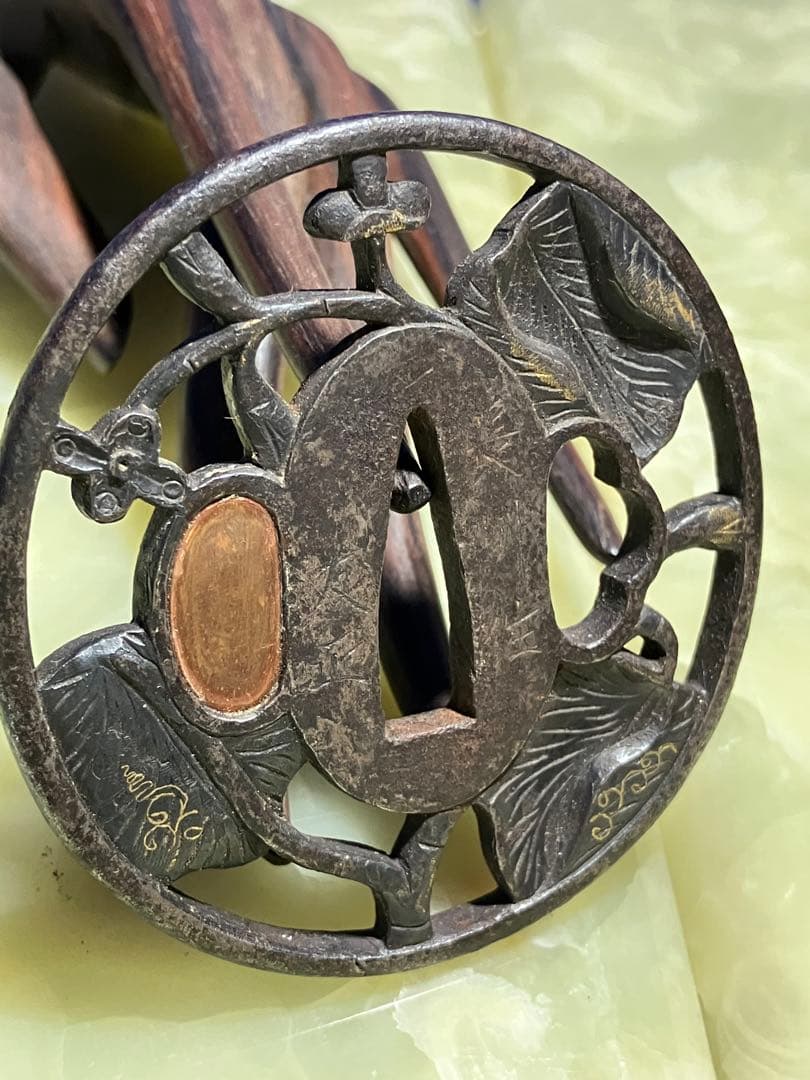 鍔　日本刀鍔　透かし　金象嵌　長州住友正