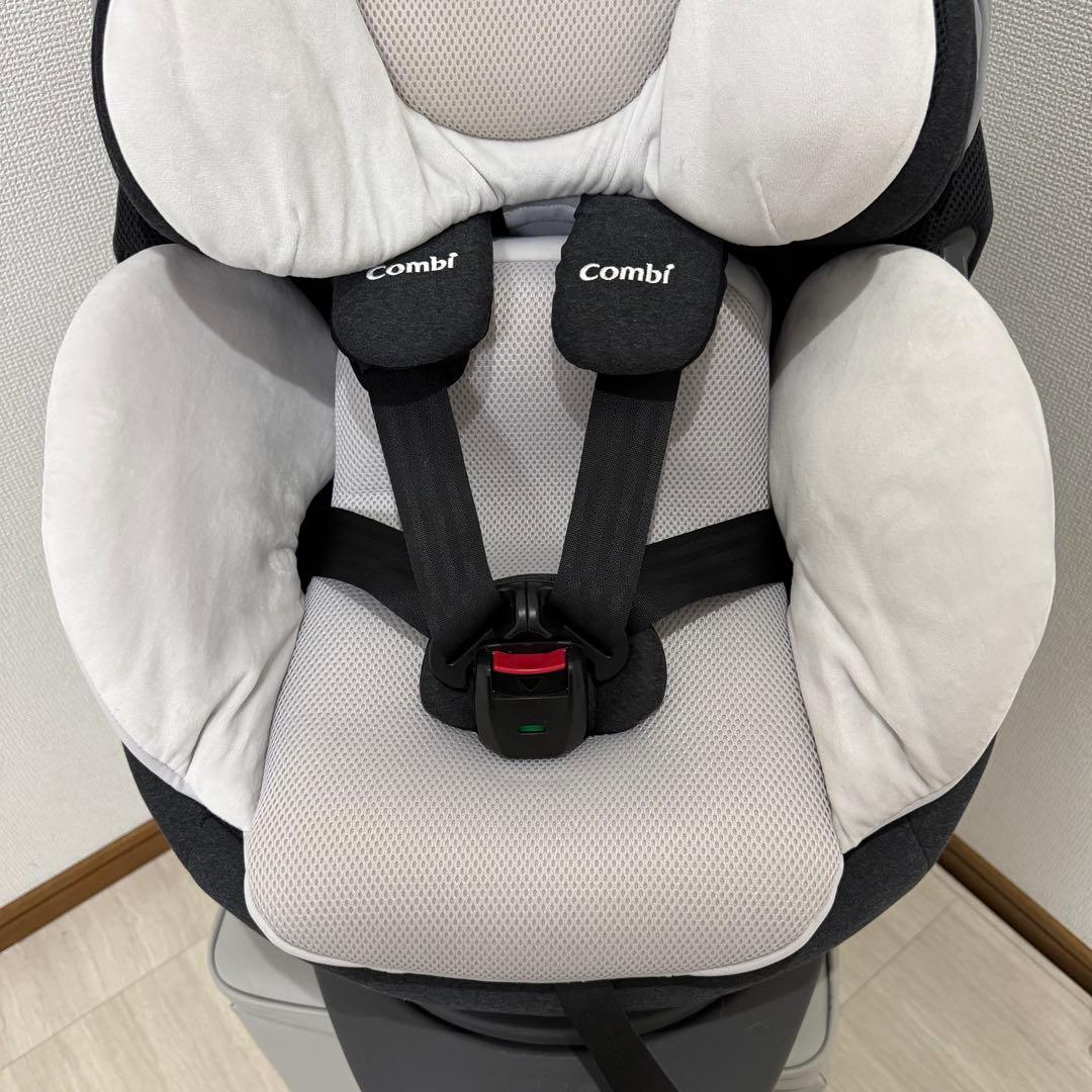 美品】Combiコンビ THE S ISOFIX ZA-670チャイルドシート - メルカリ