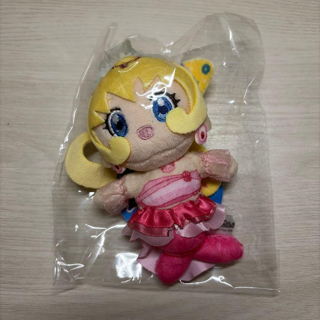 ぴちぴちピッチ ぬいぐるみマスコット ピンク 七海るちあ - メルカリ