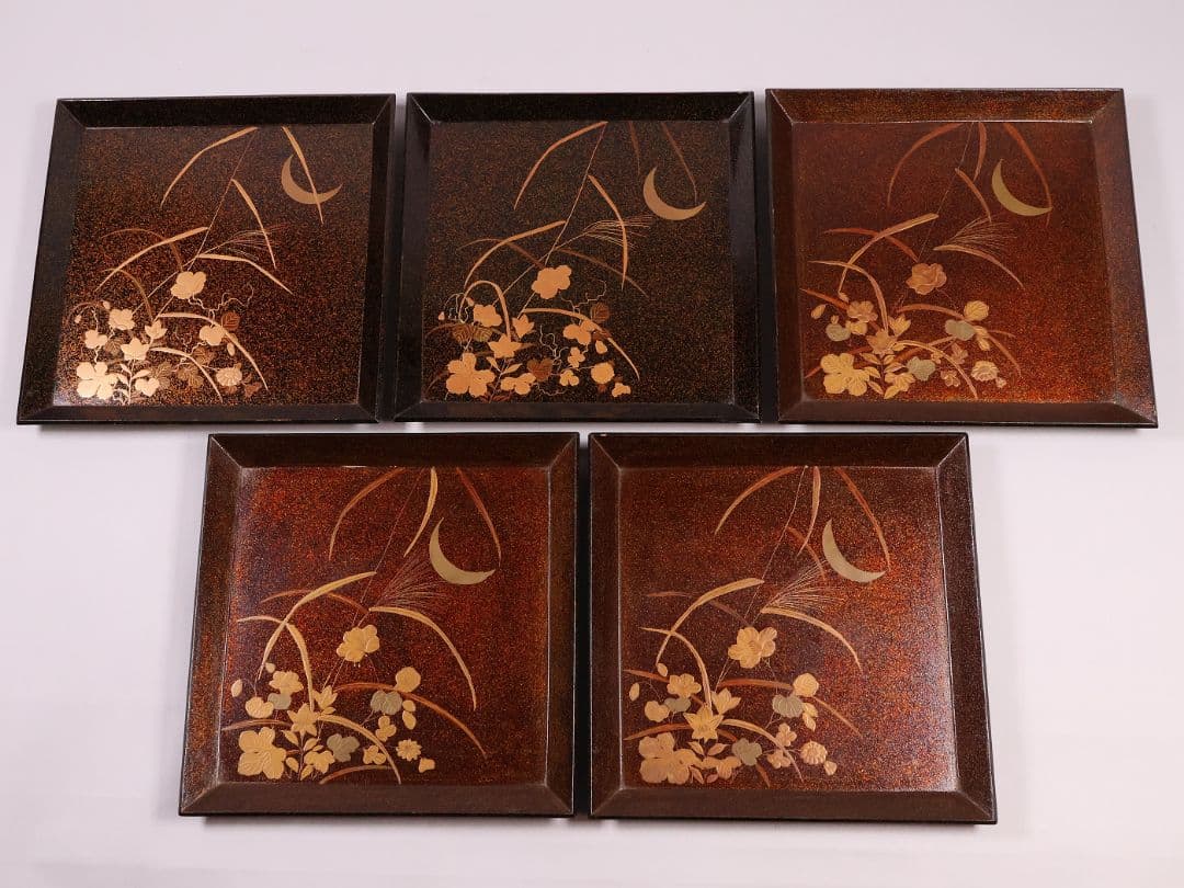 MB45】時代 梨地吸物膳 十客 月と草花蒔絵 秋草 四方膳 卓上 折敷