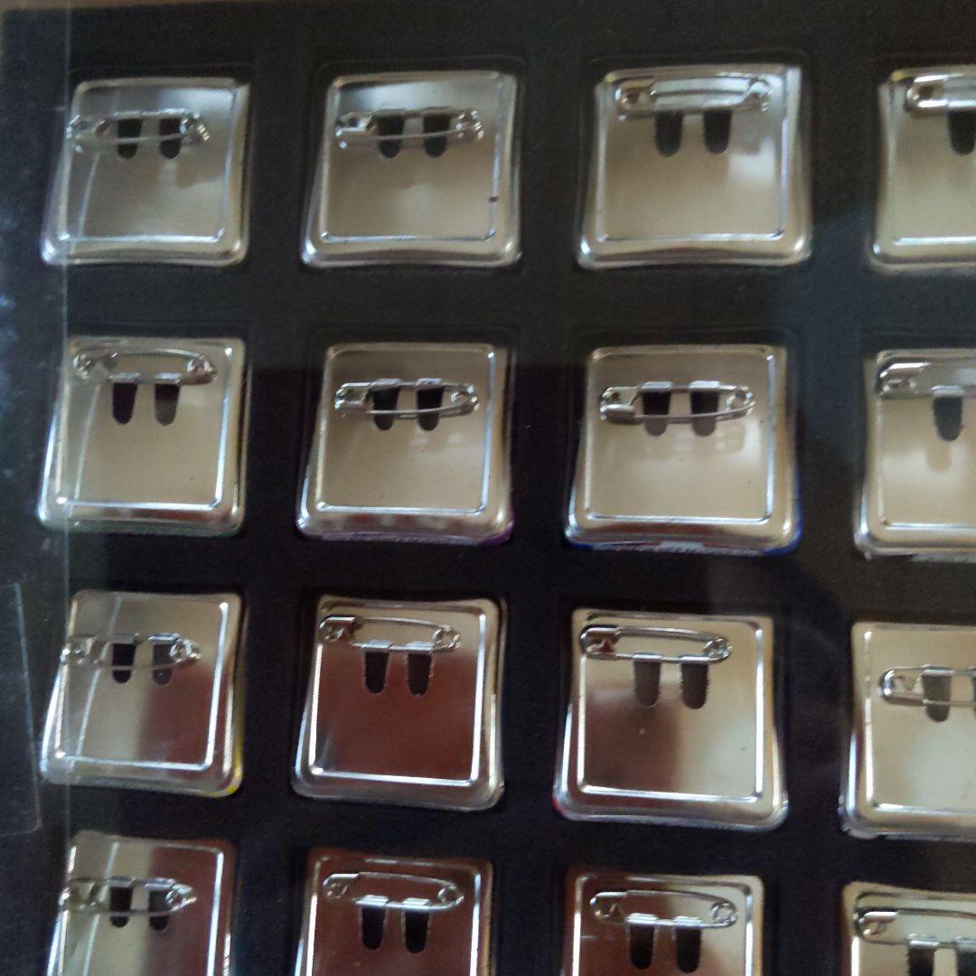 ジャンプショップ缶バッチ30個セット　非売品