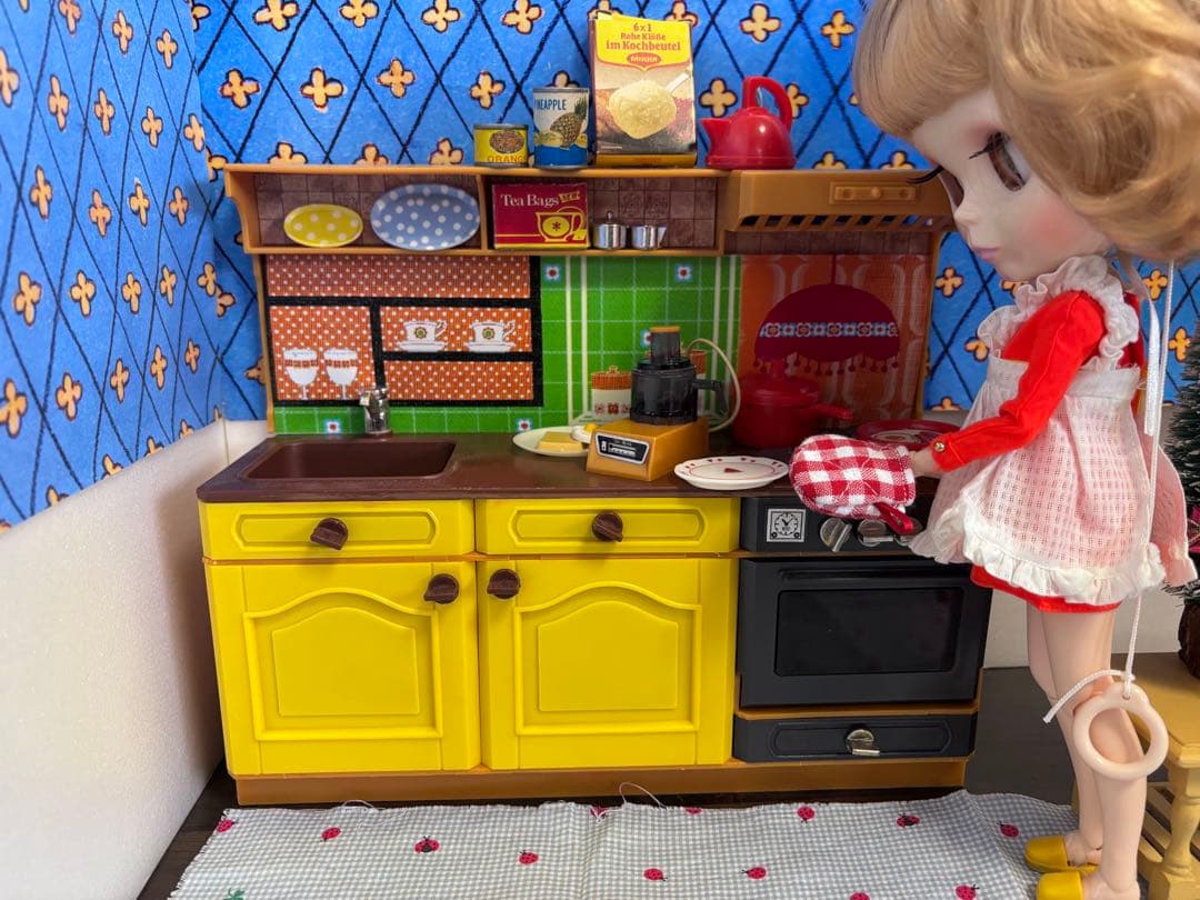 オランダ版シンディちゃん フルール キッチンセット かわいい！ドールハウス1/6