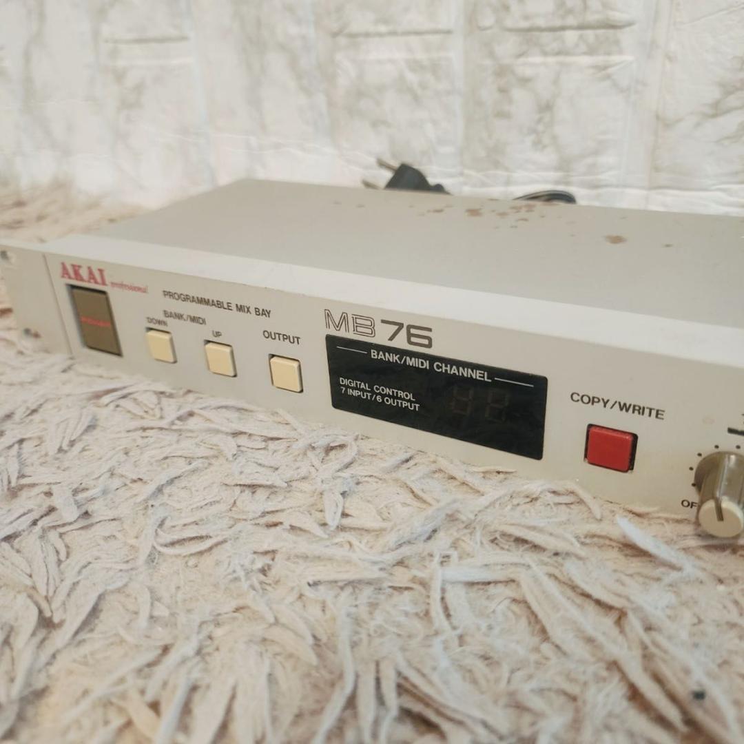 AKAI MB76 プログラマブルミックスベイ