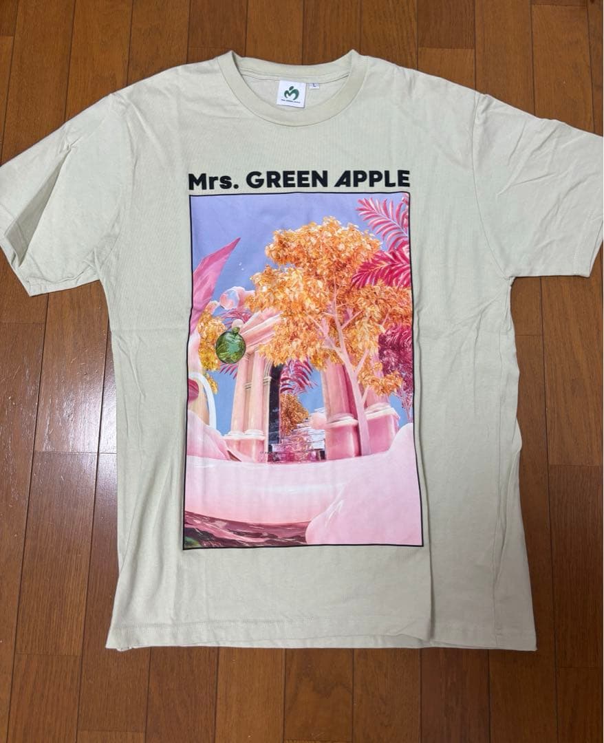 Mrs. GREEN APPLE Utopia T-shirt Lサイズ - メルカリ