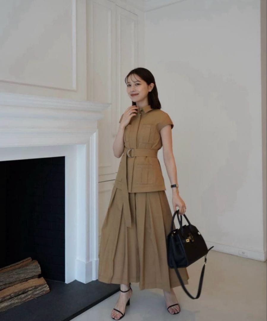 【新品未使用】L’aube Blancローブブラン ワイドプリーツスカート