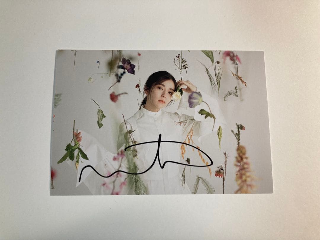 milet直筆サイン入りポストカード