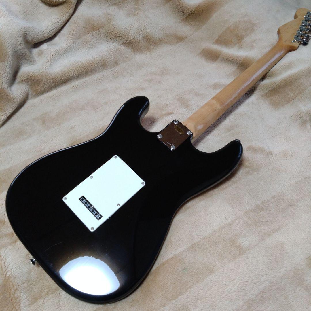 BUSKER'S バスカーズ ストラトキャスター エレキギターSSH 配列