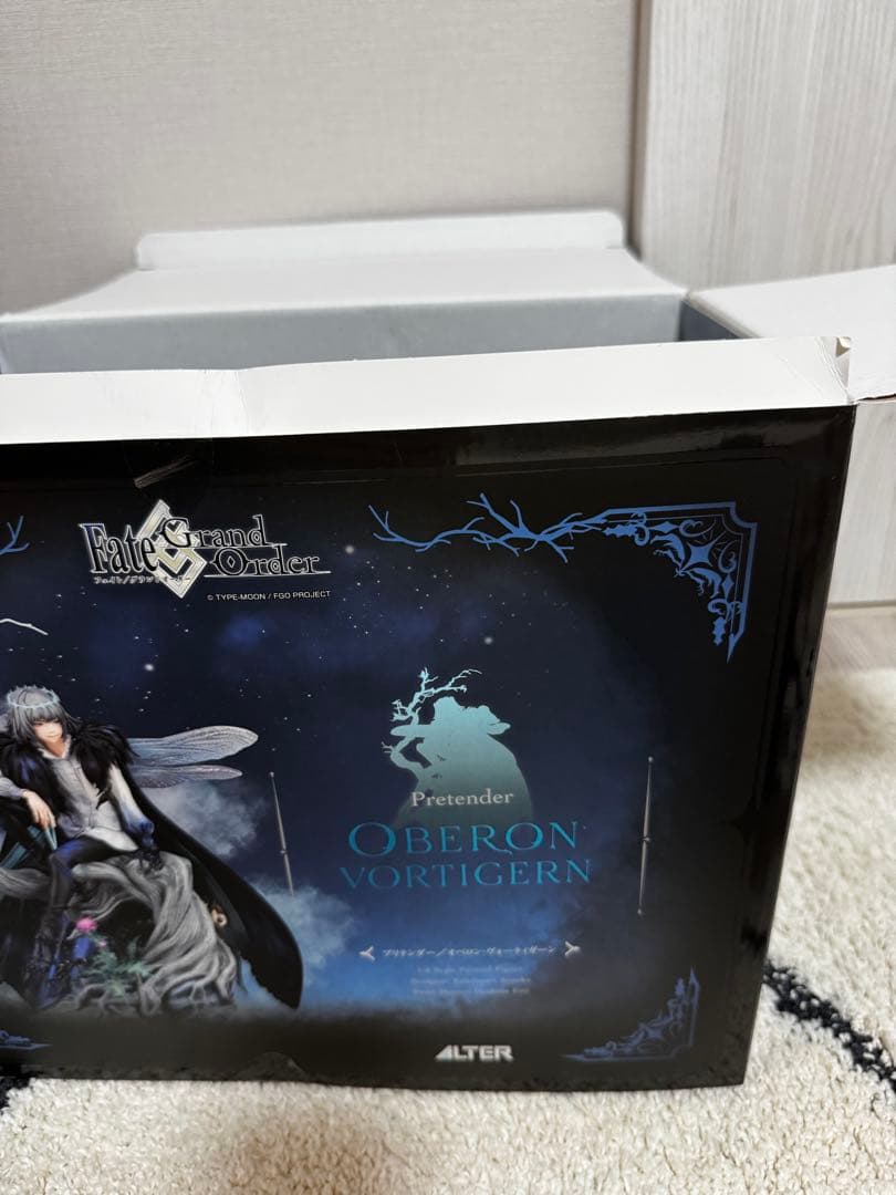 オベロン フィギュア　アルター