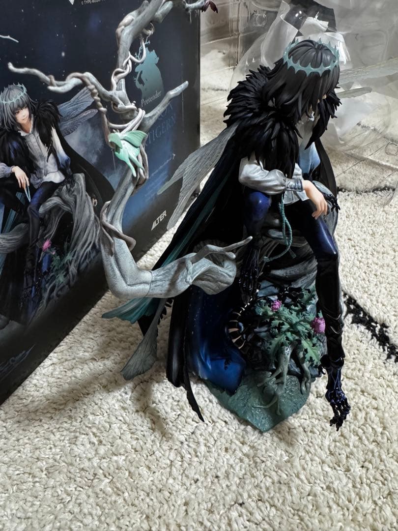 オベロン フィギュア　アルター