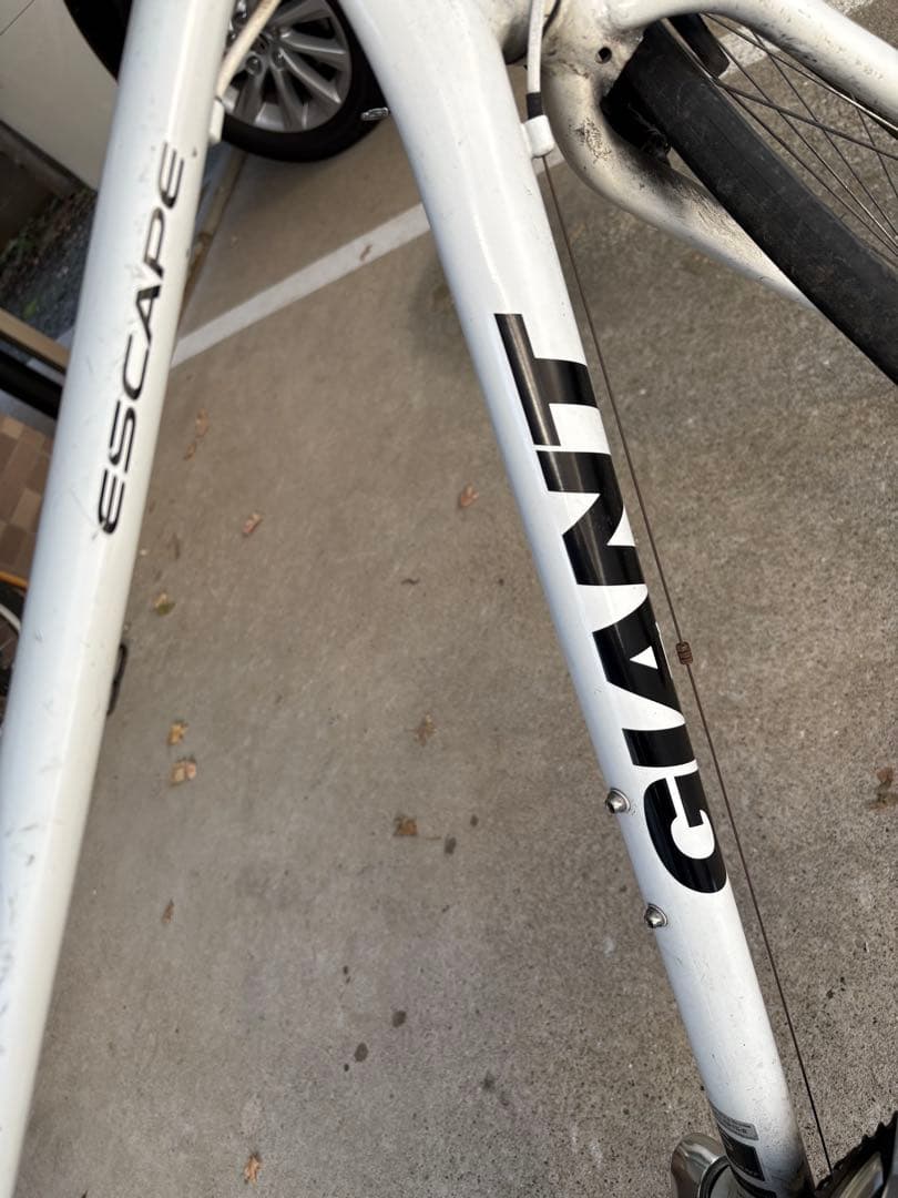 GIANT クロスバイク ホワイト 直接引渡し