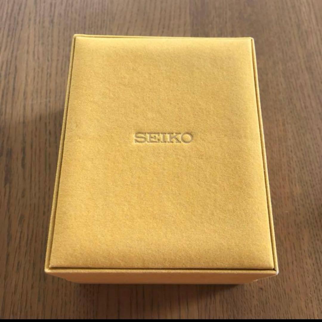 腕時計　ギルガメッシュ