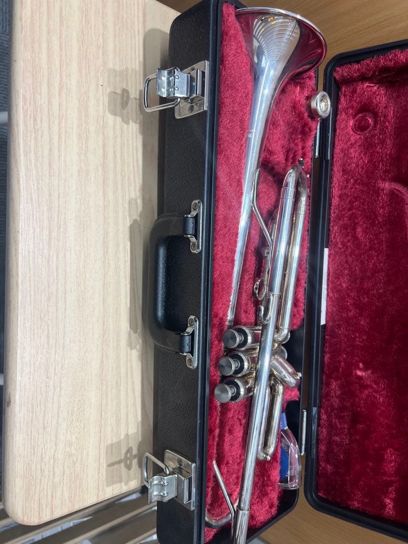 トランペット　YAMAHA YTR1335 シルバー　銀